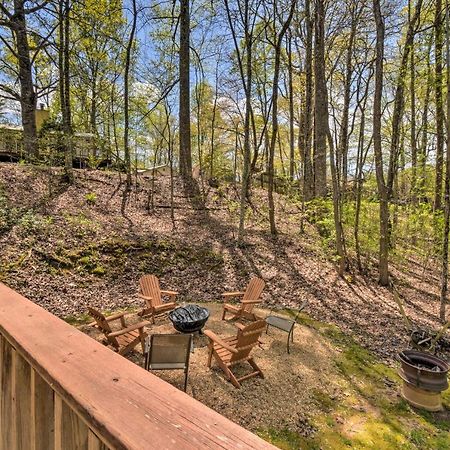 Cozy Hiawassee Cabin With Fire Pit And Mtn Views! 外观 照片