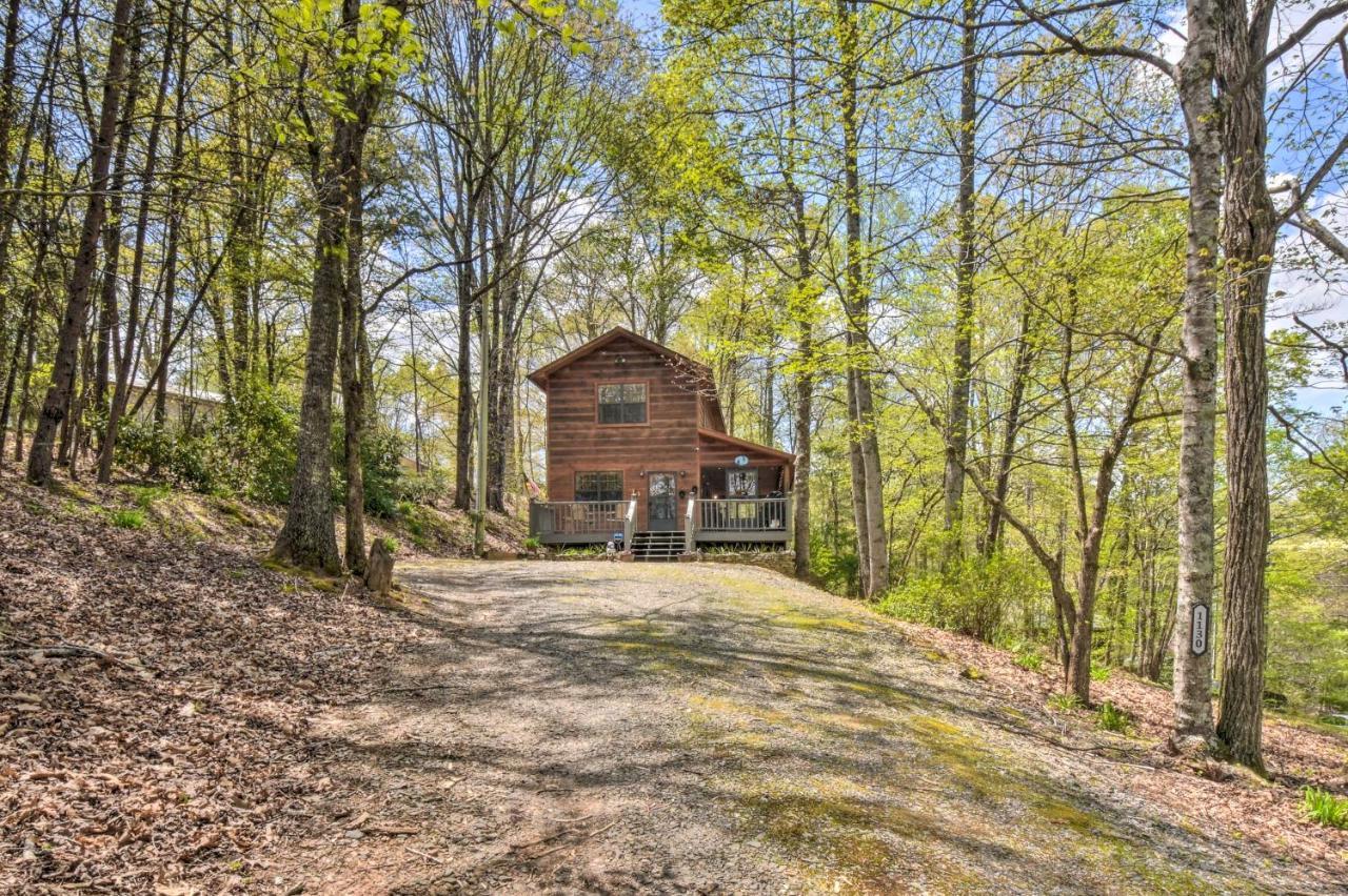 Cozy Hiawassee Cabin With Fire Pit And Mtn Views! 外观 照片